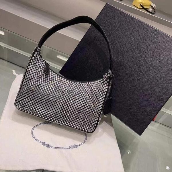 diamond handbag canvas hobo bag designer shoulder bags for women chest pack fashion tote chains hand lady presbyopic purse handbags wholesal
diamond handbag canvas hobo bag designer shoulder bags for women chest pack fashion tote chains hand lady presbyopic purse handbags wholesal