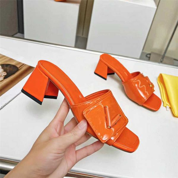 summer popular women sandals 2023 louiseity luxury brand business dress wedding party leather high heels casual flat slippers viutonity 04-0, Black
summer popular women sandals 2023 louiseity luxury brand business dress wedding party leather high heels casual flat slippers viutonity 04-0, Black