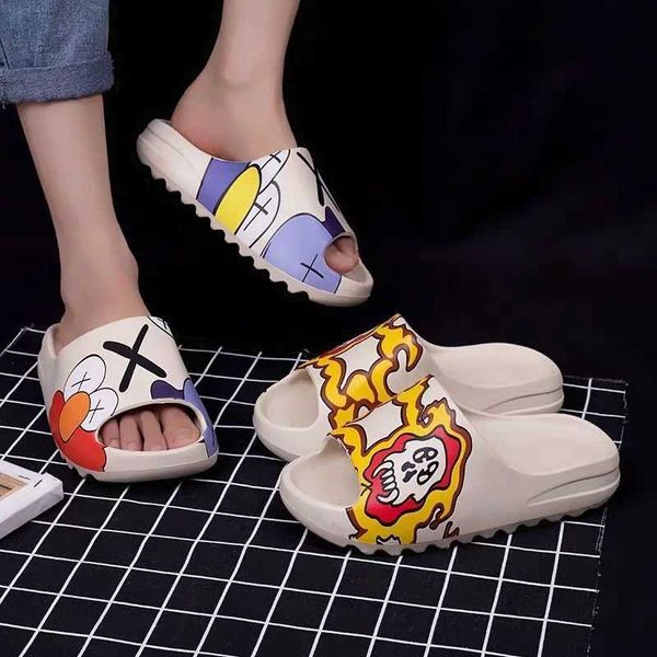 slippers step on the shit feeling coconut slippers men wear trendy net red lovers anti-skid cartoon ins men's sandals t230211, Black
slippers step on the shit feeling coconut slippers men wear trendy net red lovers anti-skid cartoon ins men's sandals t230211, Black