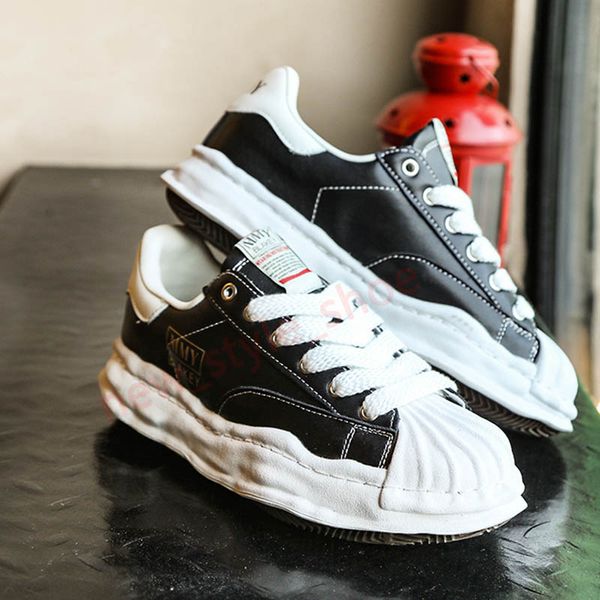 shoes hiking footwear maison mihara yasuhiro designer canvas toe cap mmy fashion leather black white sneakers luxury flat loafers outdoor, White;red
shoes hiking footwear maison mihara yasuhiro designer canvas toe cap mmy fashion leather black white sneakers luxury flat loafers outdoor, White;red