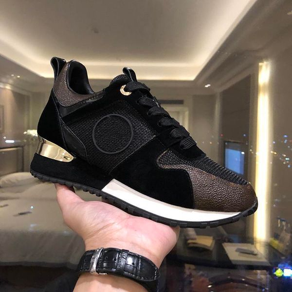 2022 designer lvity run away casual shoes men women calf leather sneakers mesh mixed color trainer retro sp plun, Black
2022 designer lvity run away casual shoes men women calf leather sneakers mesh mixed color trainer retro sp plun, Black