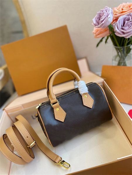 women luxurys designers bags handbag 2023 women handbags lady messenger fashion shoulder bag luxury crossbody tote wallet
women luxurys designers bags handbag 2023 women handbags lady messenger fashion shoulder bag luxury crossbody tote wallet