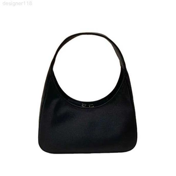 new women's portable shoulder bag canvas luxury designer famous brand nylon armpit hobo
new women's portable shoulder bag canvas luxury designer famous brand nylon armpit hobo