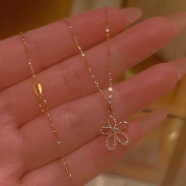 pendant necklaces 925 sterling silver gold-plated semi-diamond flower necklace girlfriend gift light luxury small crowd high feeling french
pendant necklaces 925 sterling silver gold-plated semi-diamond flower necklace girlfriend gift light luxury small crowd high feeling french