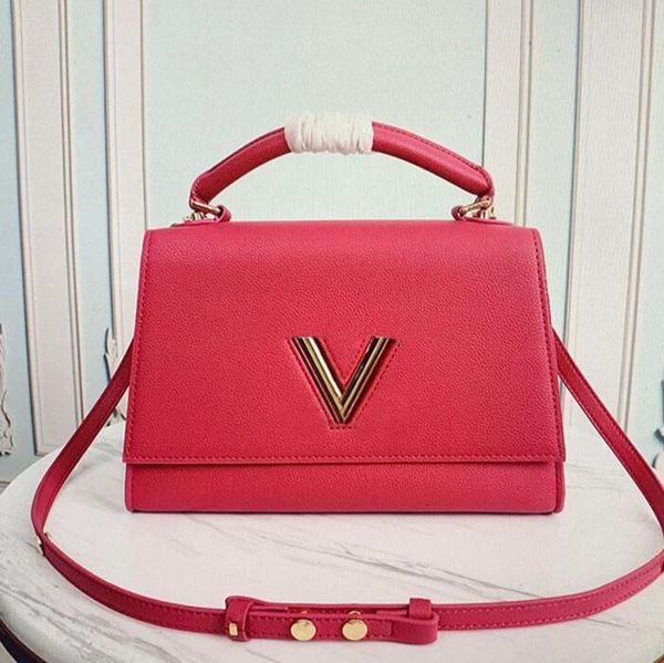2023 shoulder bags twist lock one handle bag pm mm tote vintage leather designer luxurys handbag shoulder cross body
2023 shoulder bags twist lock one handle bag pm mm tote vintage leather designer luxurys handbag shoulder cross body
