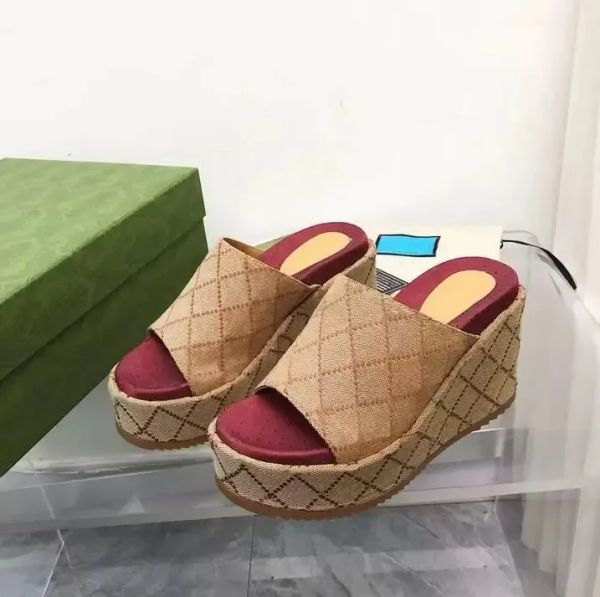 with box womens designer slippers fashion thick bottom sandals letter embroidery slides luxury lady platform wedges sandal beach high hee ae, Black
with box womens designer slippers fashion thick bottom sandals letter embroidery slides luxury lady platform wedges sandal beach high hee ae, Black