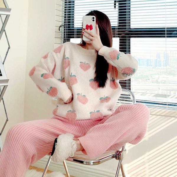 honey peach soft sleepwear women's lovely sweet thickened warm autumn and winter round neck home clothes set coral plush
honey peach soft sleepwear women's lovely sweet thickened warm autumn and winter round neck home clothes set coral plush