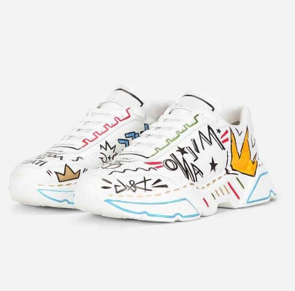 with box designer shoes shoes modern graffiti calfskin nappa daymaster sneakers lightweight runner sports super-flex rubber soles outdoor bw, Black
with box designer shoes shoes modern graffiti calfskin nappa daymaster sneakers lightweight runner sports super-flex rubber soles outdoor bw, Black