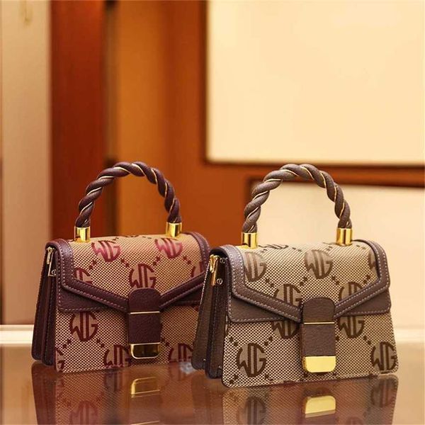 designer handbag store 60% off french minority high-class hand women and summer new fashion dionysian texture one shoulder messenger bag
designer handbag store 60% off french minority high-class hand women and summer new fashion dionysian texture one shoulder messenger bag