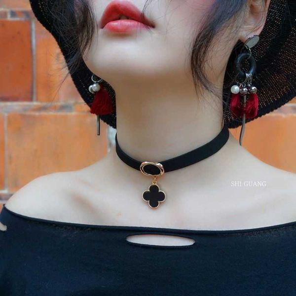 pendant necklaces picker clover lace female rope net red collarbone short ornament band black neck chain ring, Silver
pendant necklaces picker clover lace female rope net red collarbone short ornament band black neck chain ring, Silver