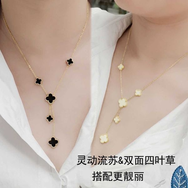 pendant necklaces fade-resistant non-allergic steel four-leaf grass double-sided necklace for women 2021 new light luxury small and high cla, Silver
pendant necklaces fade-resistant non-allergic steel four-leaf grass double-sided necklace for women 2021 new light luxury small and high cla, Silver