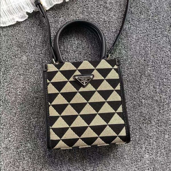 prads designer luxury prade bags for womens pink strap crossbody handbags vintage paris plaid totes bag purses shoulder pravda mens multicol
prads designer luxury prade bags for womens pink strap crossbody handbags vintage paris plaid totes bag purses shoulder pravda mens multicol