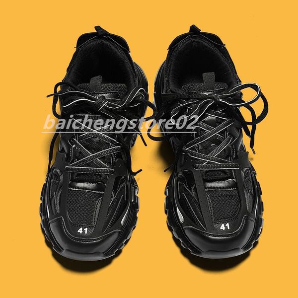 sneakers mens designer paris b's third generation dad shoes female track3 0 men's and women's leisure sports with led light t
sneakers mens designer paris b's third generation dad shoes female track3 0 men's and women's leisure sports with led light t