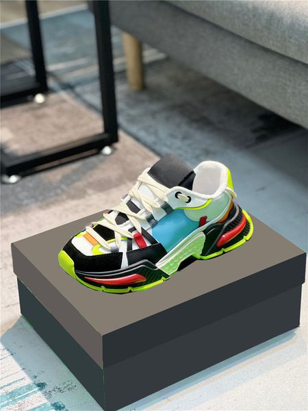 luxury designer air master sneakers feature an ultra-light upper casual shoes trainers sneaker with box, Black
luxury designer air master sneakers feature an ultra-light upper casual shoes trainers sneaker with box, Black