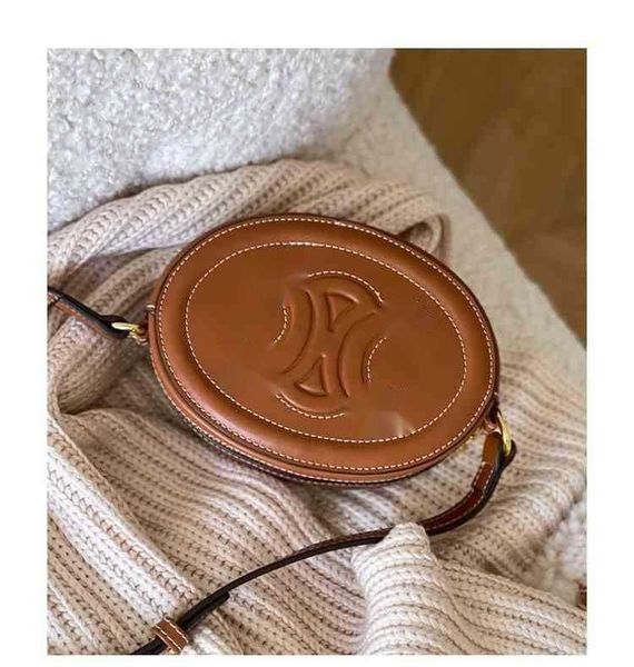 factory direct sales of new luxury brand bags tote wholesale 2023 arc de small round fashion mini one shoulder msenger bag
factory direct sales of new luxury brand bags tote wholesale 2023 arc de small round fashion mini one shoulder msenger bag
