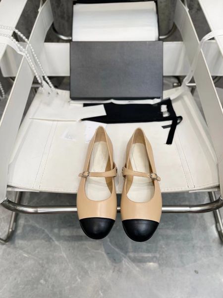 designer dress shoes spring and autumn 100% cowhide letter bow ballet dance shoes fashion women black flat boat shoe lady leather trample la
designer dress shoes spring and autumn 100% cowhide letter bow ballet dance shoes fashion women black flat boat shoe lady leather trample la