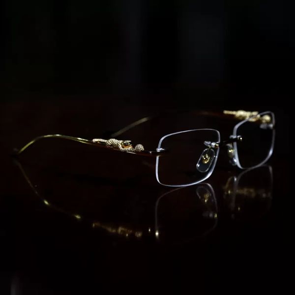 luxury designer sunglasses eyeglasses frames temples with panther heads metal frameless full rim semi rimless rectangular shape for men woma, Black
luxury designer sunglasses eyeglasses frames temples with panther heads metal frameless full rim semi rimless rectangular shape for men woma, Black
