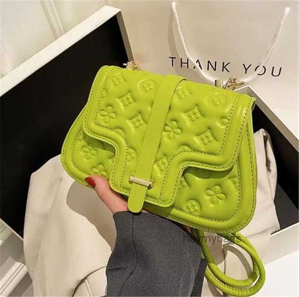 famous womens designer shoulder bags luxury monochrome evening bags fashion flip pu soft leather embossing messenger pure solid color
famous womens designer shoulder bags luxury monochrome evening bags fashion flip pu soft leather embossing messenger pure solid color