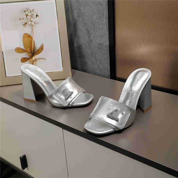 fashion sandals luxury design 2023 louiseity women high heel leather letter logo wedding party casual slippers viutonity 04-023, Black
fashion sandals luxury design 2023 louiseity women high heel leather letter logo wedding party casual slippers viutonity 04-023, Black