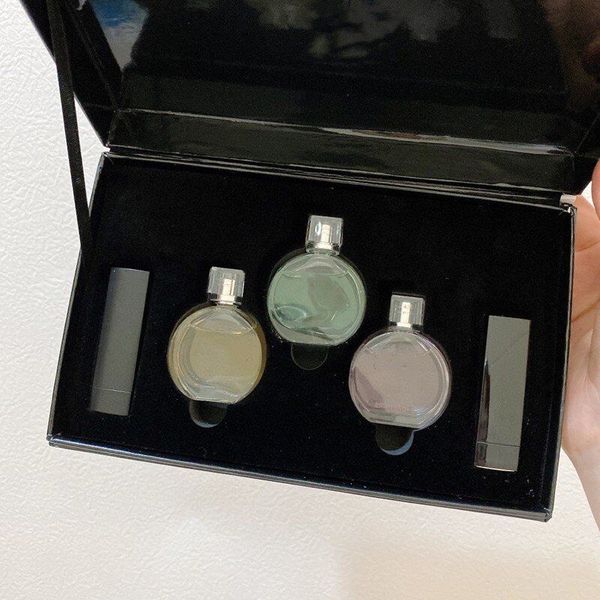 gift box fragrance set 7.5ml 3pcs perfume 1.2g lipstick festival kits long lasting lady perfume sets amazing smell fast delivery
gift box fragrance set 7.5ml 3pcs perfume 1.2g lipstick festival kits long lasting lady perfume sets amazing smell fast delivery