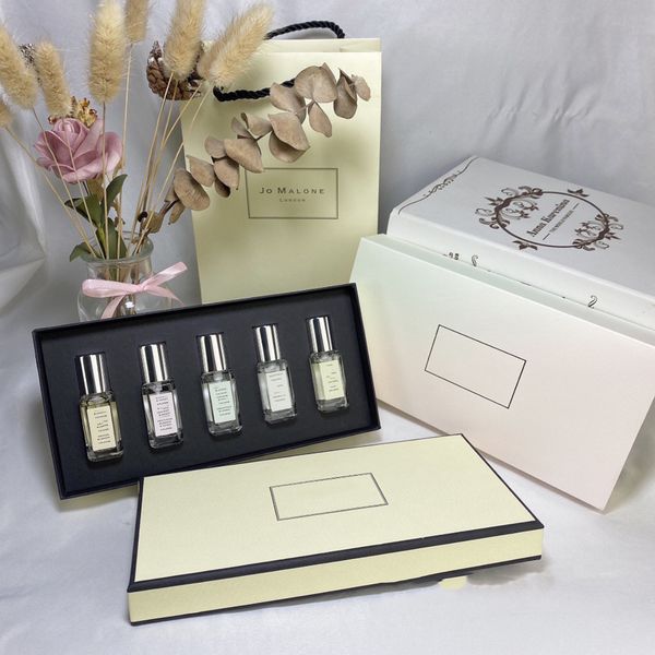set of 5 pieces perfume gift box five different fragrance types 9 ml each hua kai fen he exquisite fragrance gift box for women
set of 5 pieces perfume gift box five different fragrance types 9 ml each hua kai fen he exquisite fragrance gift box for women