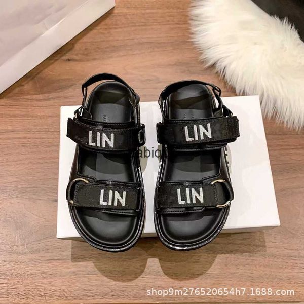 sandals c velcro new style thick soled roman in spring and summer letter jacquard buckle women's shoes t2302131, Black
sandals c velcro new style thick soled roman in spring and summer letter jacquard buckle women's shoes t2302131, Black