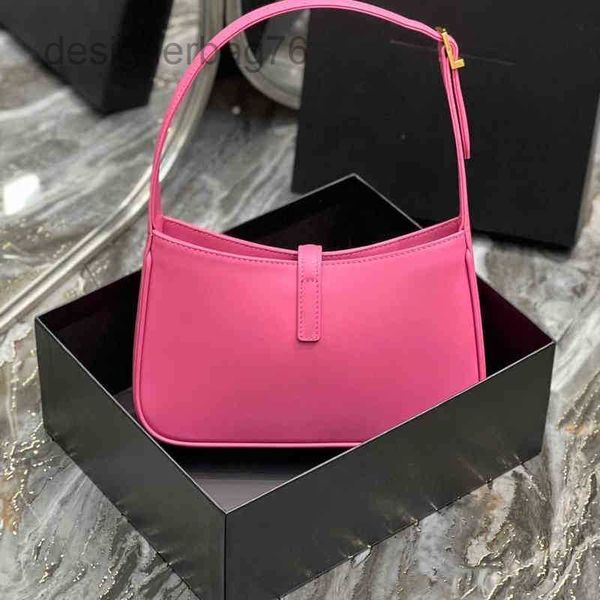 chain hands brand outlet handbag fashion paris designer tassel shoulder bag siant lourent manhattan niki women's trendy leather retro v
chain hands brand outlet handbag fashion paris designer tassel shoulder bag siant lourent manhattan niki women's trendy leather retro v