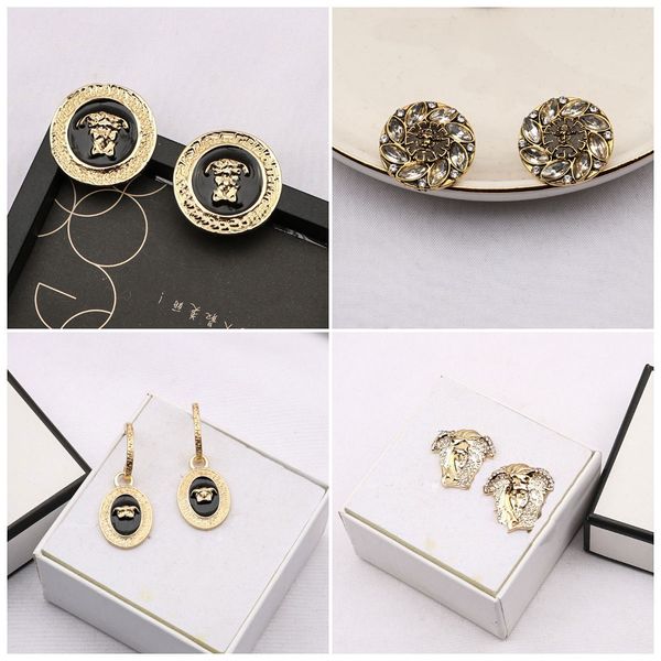 18k gold plated designer ear stud earrings brand designers geometry letters fashion women crystal rhinestone earring wedding party jewerlry, Golden;silver
18k gold plated designer ear stud earrings brand designers geometry letters fashion women crystal rhinestone earring wedding party jewerlry, Golden;silver