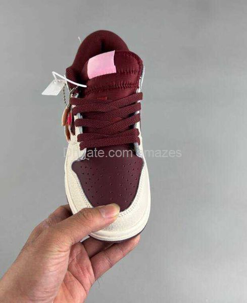 shoes low retro prm valentine's day mens womens sports zoom air pale ivory medium soft pink night maroon sneakers for size eur 36-46 dr
shoes low retro prm valentine's day mens womens sports zoom air pale ivory medium soft pink night maroon sneakers for size eur 36-46 dr