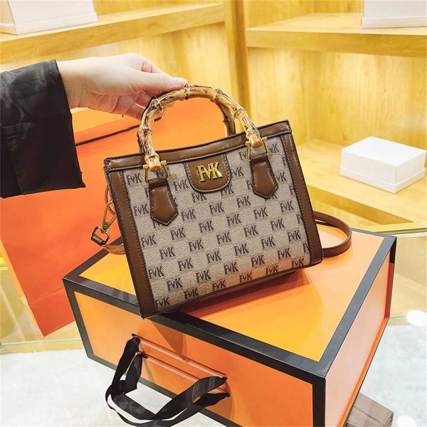 80% off bags outlet store baobao women's fashion versatile bamboo single-shoulder crossbody small square bag
80% off bags outlet store baobao women's fashion versatile bamboo single-shoulder crossbody small square bag