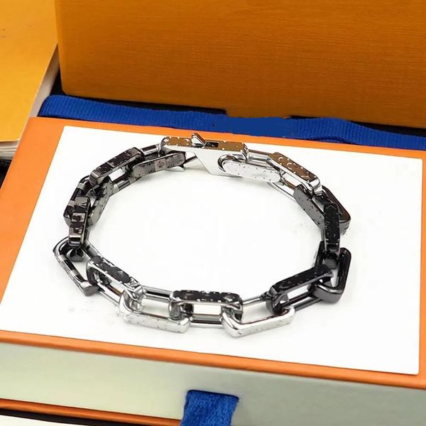 cuban bamboo jointed black white link chain charms letter v bracelets necklaces designers jewellery bangles for mens womens nail cjewelers
cuban bamboo jointed black white link chain charms letter v bracelets necklaces designers jewellery bangles for mens womens nail cjewelers