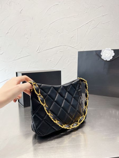 fashion crossbody bag spring and summer thick chain handbag small underarm bag designer one shoulder bag wallet shopping bag
fashion crossbody bag spring and summer thick chain handbag small underarm bag designer one shoulder bag wallet shopping bag