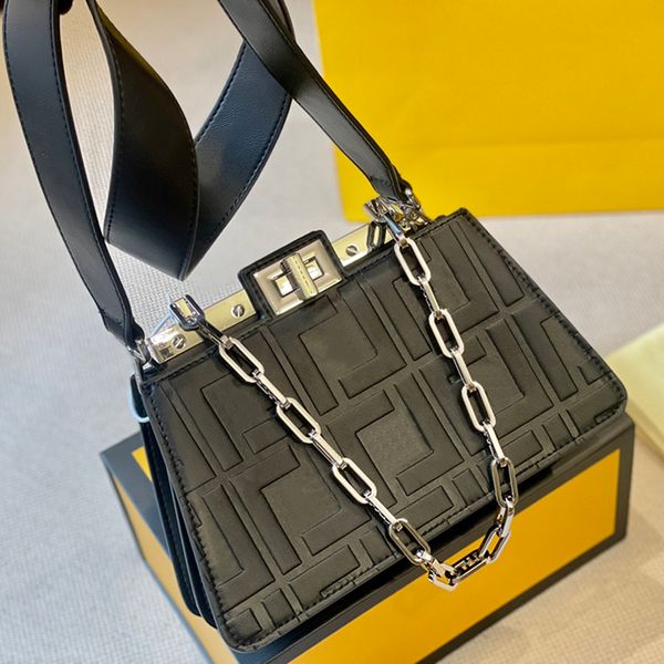bags totes handbag designer bag women classic imitation brand stitching letter leather large capacity shoulder bag versatile commuter party
bags totes handbag designer bag women classic imitation brand stitching letter leather large capacity shoulder bag versatile commuter party