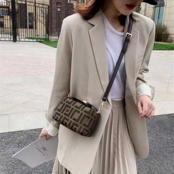 designer handbag store 70% off woman fashion designer luxury vintage lunch bag shoulder handbag saddle s crossbody purse pouch evening bags
designer handbag store 70% off woman fashion designer luxury vintage lunch bag shoulder handbag saddle s crossbody purse pouch evening bags