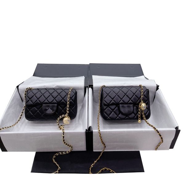 new fashion chain bag women's designer bag one shoulder cross-body portable diamond check black and white trend versatile
new fashion chain bag women's designer bag one shoulder cross-body portable diamond check black and white trend versatile