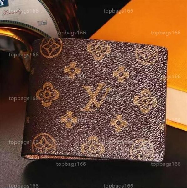2022 new brand short foldable wallet fashion card package evening package vintage cowhide men's business wallet leather coin purse tote, Red;black
2022 new brand short foldable wallet fashion card package evening package vintage cowhide men's business wallet leather coin purse tote, Red;black