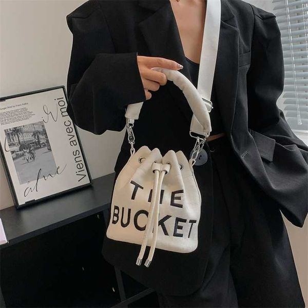 clearance outlets online bag women's autumn and winter fashion versatile high-quality plush portable bucket one shoulder messenger bag
clearance outlets online bag women's autumn and winter fashion versatile high-quality plush portable bucket one shoulder messenger bag