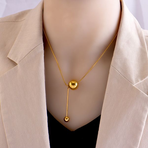 s3424 fashion jewelry round ball pendant titanium stainless steel necklace for women choker chain necklaces, Silver 
s3424 fashion jewelry round ball pendant titanium stainless steel necklace for women choker chain necklaces, Silver