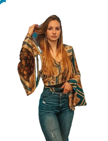 european and american horn sleeve shirt women's long sleeve print short jacket, White
european and american horn sleeve shirt women's long sleeve print short jacket, White