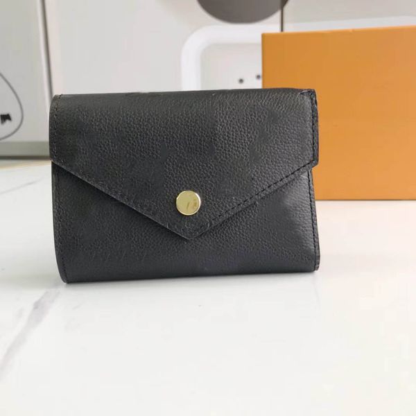 women wallets short cowhide wallet womens purse original box embossed patterns flower solf leather card holder fashion lvs designer wallets, Red;black
women wallets short cowhide wallet womens purse original box embossed patterns flower solf leather card holder fashion lvs designer wallets, Red;black