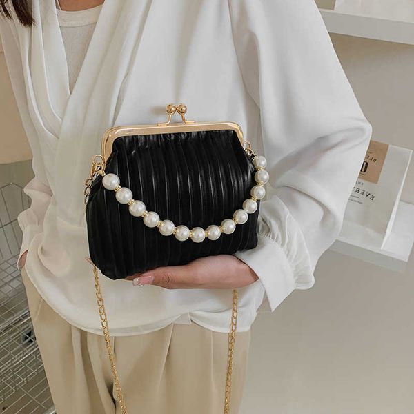 kiss lock pu leather clip bags elegant women handbag female retro shoulder bag lady purse black messenger for
kiss lock pu leather clip bags elegant women handbag female retro shoulder bag lady purse black messenger for