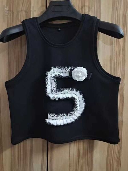 women's tanks & camis designer quality 5-line suspender vest summer new three-dimensional flower sleeveless knitting loose versatile fo, White
women's tanks & camis designer quality 5-line suspender vest summer new three-dimensional flower sleeveless knitting loose versatile fo, White