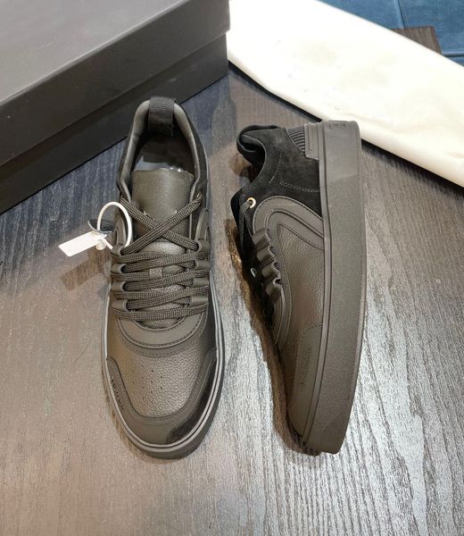 perfect design men b-skate sneakers shoes calfskin suede leather tpu sole embossed leather man brand skateboard walking eu38-46 original box
perfect design men b-skate sneakers shoes calfskin suede leather tpu sole embossed leather man brand skateboard walking eu38-46 original box
