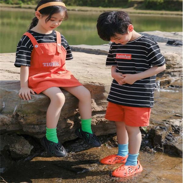 girls fashion luxury beach boys summer sandals designer baby toddler little big kids slip-on foam children lightweight closed toe shoes, Black;red
girls fashion luxury beach boys summer sandals designer baby toddler little big kids slip-on foam children lightweight closed toe shoes, Black;red