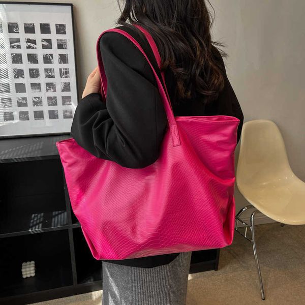 snake super soft pu leather shoulder bags for women 2022 new large capacity luxury brand design travel casual shopping totes bag
snake super soft pu leather shoulder bags for women 2022 new large capacity luxury brand design travel casual shopping totes bag