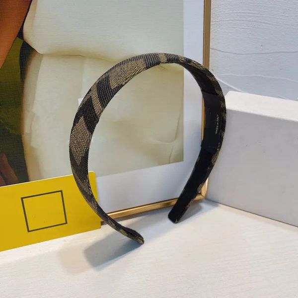 with box f-brand 2022 fashion letter lxury headbands women classic brown hairband with stamp designers headband hair accessories, Silver
with box f-brand 2022 fashion letter lxury headbands women classic brown hairband with stamp designers headband hair accessories, Silver