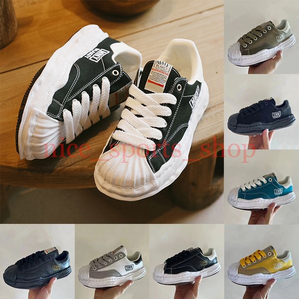 maison mihara yasuhiro original sole canvas shoes for men low cut luxury rubber cap mmy miharayasuhiro toe cap sneakers mens mmy sports shoe, White;red
maison mihara yasuhiro original sole canvas shoes for men low cut luxury rubber cap mmy miharayasuhiro toe cap sneakers mens mmy sports shoe, White;red