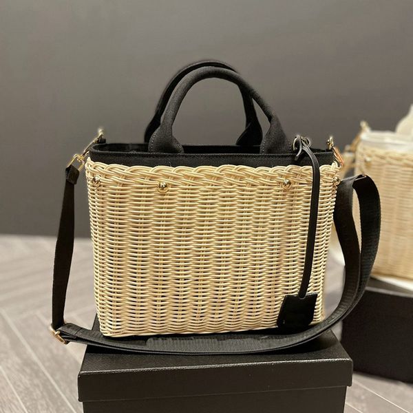 husk corn and leather bucket bag crocheted raffia bag woven leather handle metal triangle totes purse
husk corn and leather bucket bag crocheted raffia bag woven leather handle metal triangle totes purse