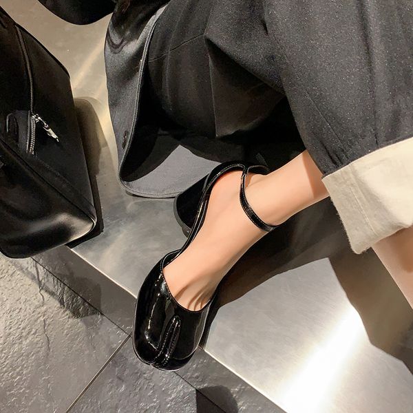 sandals 2023 spring women shoes round toe y heel modern solid high heels genuine leather heels women 230213, Black
sandals 2023 spring women shoes round toe y heel modern solid high heels genuine leather heels women 230213, Black
