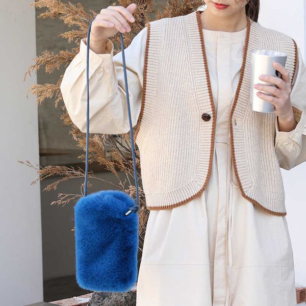 soft plush cross body bag for women ladies mini solid fake fur one-shoulder messenger girls portable mobile phone
soft plush cross body bag for women ladies mini solid fake fur one-shoulder messenger girls portable mobile phone